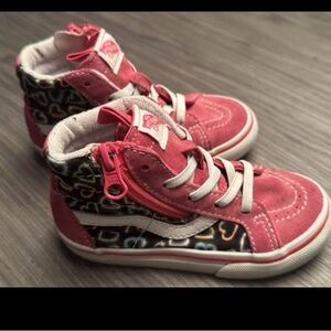 Vans Kids High-Top Sneakers in Pink and Black